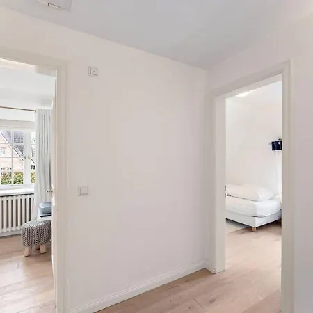 Friesenhaus Hideaway Hues *