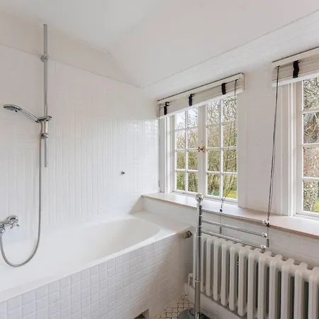 Friesenhaus Hideaway Hues