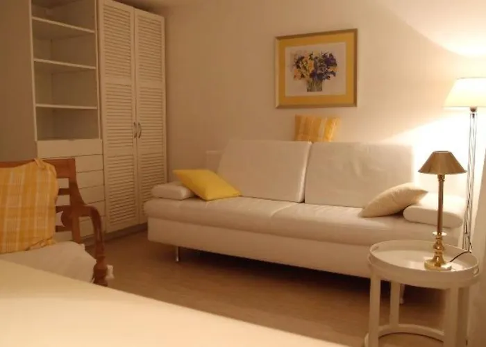 Friesenhaus Hideaway Hues *